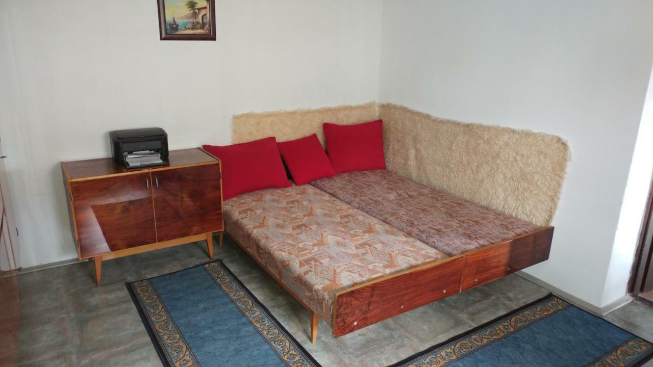 Oncsa Vendeghaz Hotel Gyongyos Luaran gambar